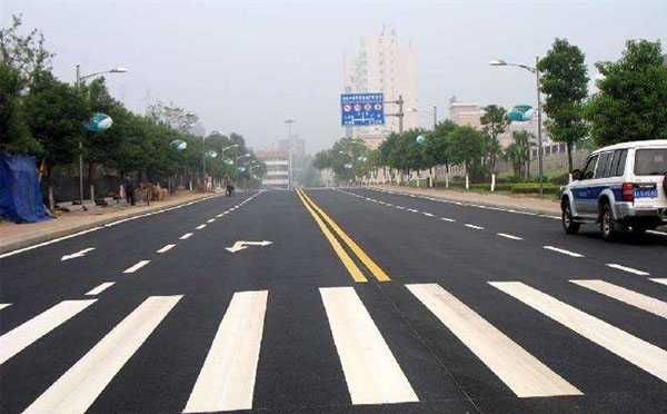 同德标线涂料在同德环氧地坪项目中的选择与应用